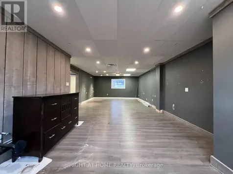 32 Matchedash Street North Orillia ON L3V 4T5