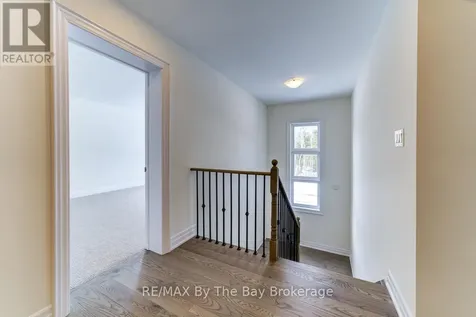 182 Mapleside Drive Wasaga Beach ON L9Z 0L4