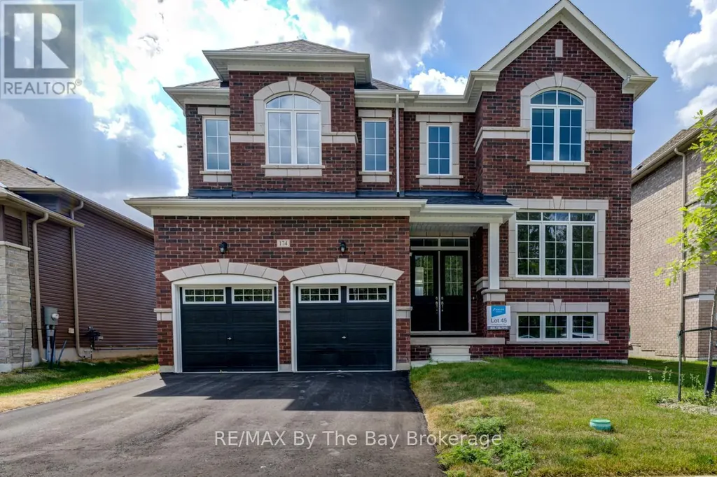 174 Mapleside Drive Wasaga Beach ON L9Z 0L4