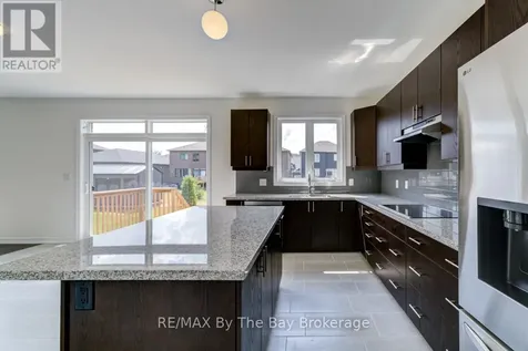 174 Mapleside Drive Wasaga Beach ON L9Z 0L4
