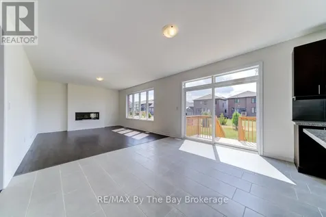 174 Mapleside Drive Wasaga Beach ON L9Z 0L4