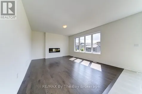 174 Mapleside Drive Wasaga Beach ON L9Z 0L4