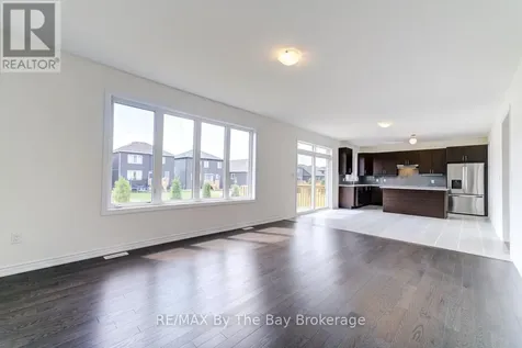 174 Mapleside Drive Wasaga Beach ON L9Z 0L4