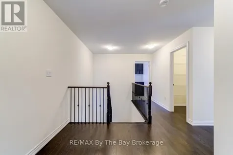 174 Mapleside Drive Wasaga Beach ON L9Z 0L4
