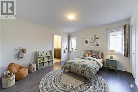 174 Mapleside Drive Wasaga Beach ON L9Z 0L4
