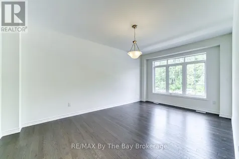 174 Mapleside Drive Wasaga Beach ON L9Z 0L4