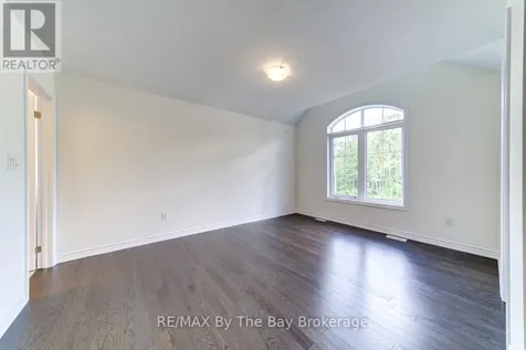 174 Mapleside Drive Wasaga Beach ON L9Z 0L4
