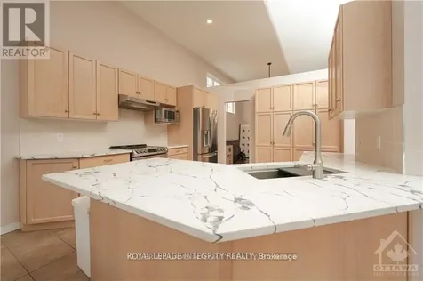 404 Kilmarnock Way Ottawa ON K2J 0M6