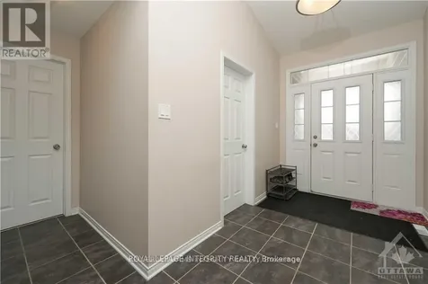 404 Kilmarnock Way Ottawa ON K2J 0M6
