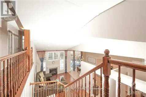 404 Kilmarnock Way Ottawa ON K2J 0M6