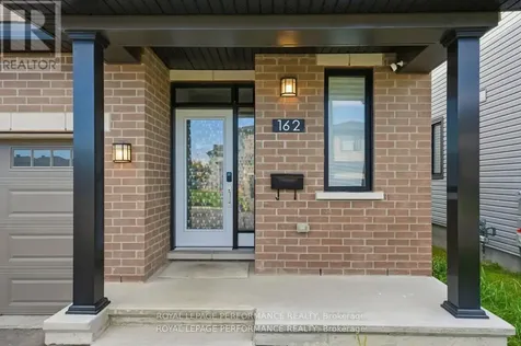 162 Lumen Place Ottawa ON K1W 0T1