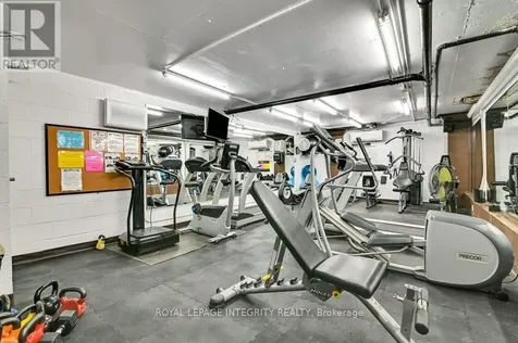 158A Mcarthur Avenue Ottawa ON K1J 7E7