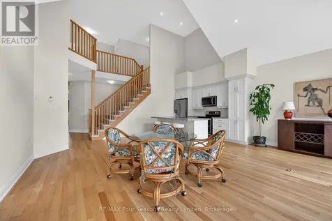 100 Kari Crescent Collingwood ON L9Y 5B4