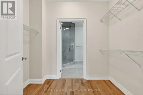 100 Kari Crescent Collingwood ON L9Y 5B4