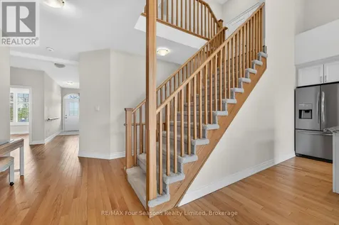 100 Kari Crescent Collingwood ON L9Y 5B4