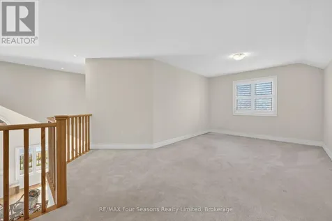 100 Kari Crescent Collingwood ON L9Y 5B4