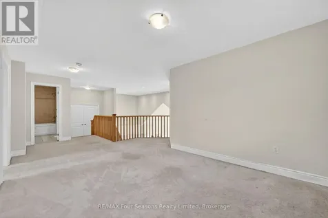 100 Kari Crescent Collingwood ON L9Y 5B4