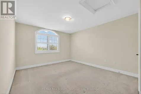 100 Kari Crescent Collingwood ON L9Y 5B4
