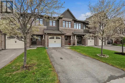 696 Trigoria Crescent Ottawa ON K4A 1A8