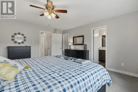 696 Trigoria Crescent Ottawa ON K4A 1A8