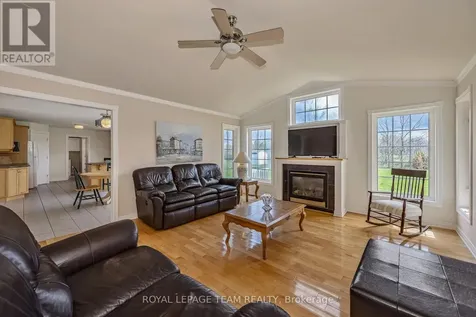 6668 Tommary Drive Ottawa ON K4P 1G8