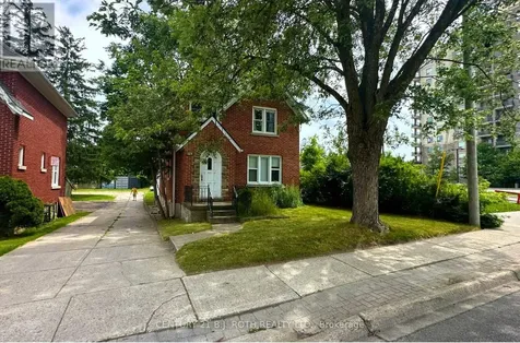 205-209 Erb Street West Waterloo ON N2L 1V6