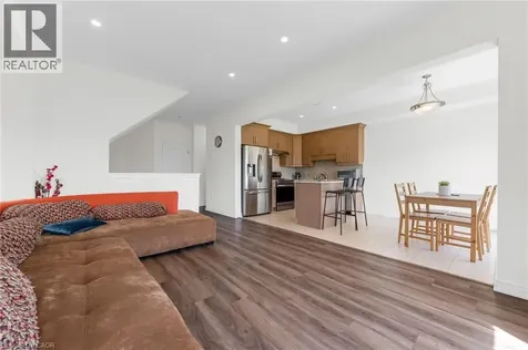 123 Sycamore Street Welland ON L3C 0H9