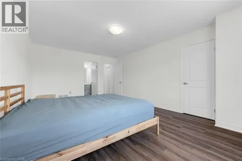 123 Sycamore Street Welland ON L3C 0H9