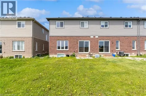 123 Sycamore Street Welland ON L3C 0H9