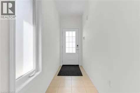 123 Sycamore Street Welland ON L3C 0H9