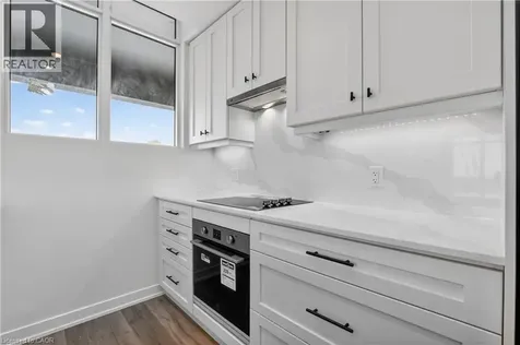 461 Green Road Stoney Creek ON L8E 0L5