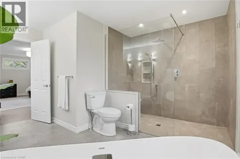 20 Huntingdale Place West Kitchener ON N2A 3K6
