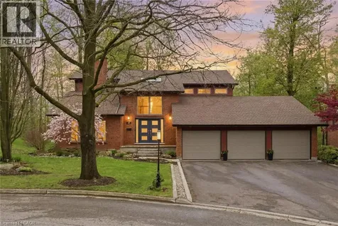 20 Huntingdale Place West Kitchener ON N2A 3K6