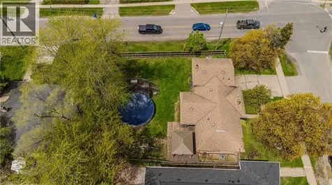482 Sherin Drive Oakville ON L6L 4J5