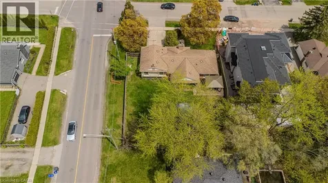482 Sherin Drive Oakville ON L6L 4J5