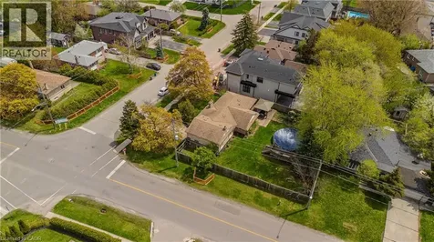 482 Sherin Drive Oakville ON L6L 4J5