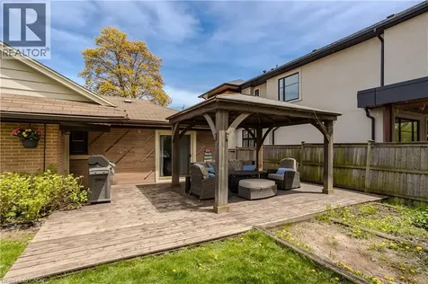482 Sherin Drive Oakville ON L6L 4J5