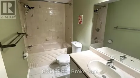 10 Durbin Court Ottawa ON K2L 3T8