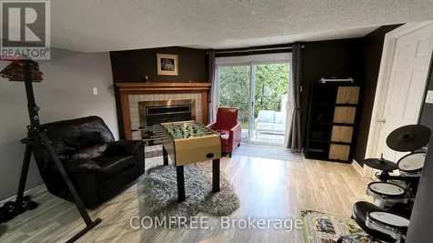 10 Durbin Court Ottawa ON K2L 3T8