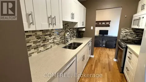 10 Durbin Court Ottawa ON K2L 3T8