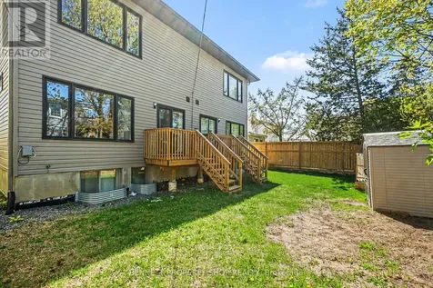 1227 Ridgemont Avenue Ottawa ON K1V 6E6