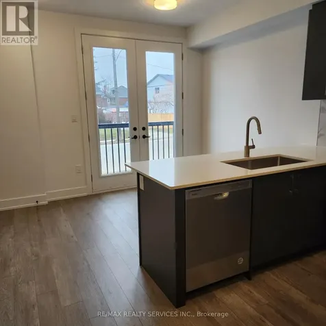 99 Roger Street Waterloo ON N2J 0G1
