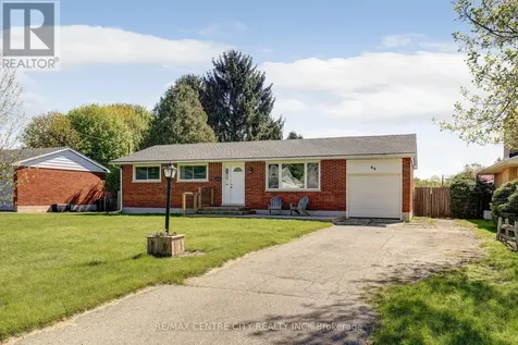 68 Bailey Avenue Central Elgin ON N5R 5A1