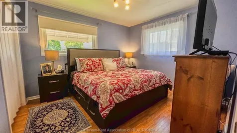 94 Stanley Avenue Chatham ON N7M 3J3
