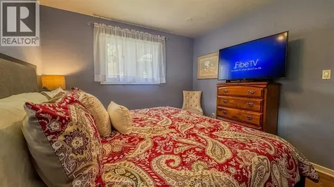 94 Stanley Avenue Chatham ON N7M 3J3
