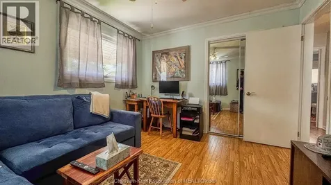 94 Stanley Avenue Chatham ON N7M 3J3