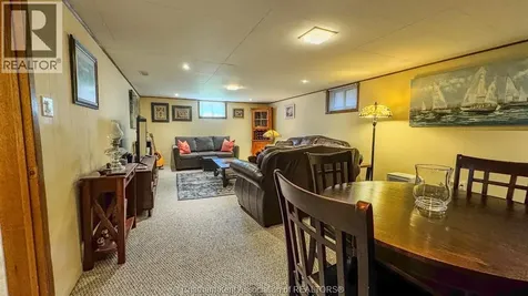 94 Stanley Avenue Chatham ON N7M 3J3