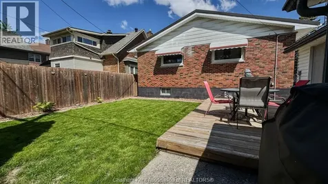 94 Stanley Avenue Chatham ON N7M 3J3