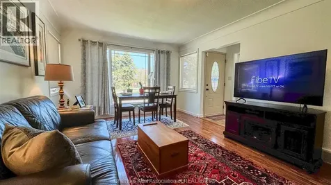 94 Stanley Avenue Chatham ON N7M 3J3