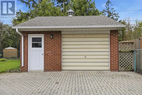2485 Dominion Boulevard Windsor ON N9E 2M5